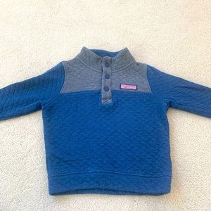 Vineyard Vines 3 snap quilted pullover